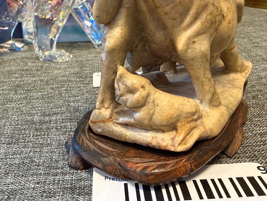 VINTAGE CHINESE CARVED HARDSTONE FIGURE OF A PIG WITH PIGLETS - 7