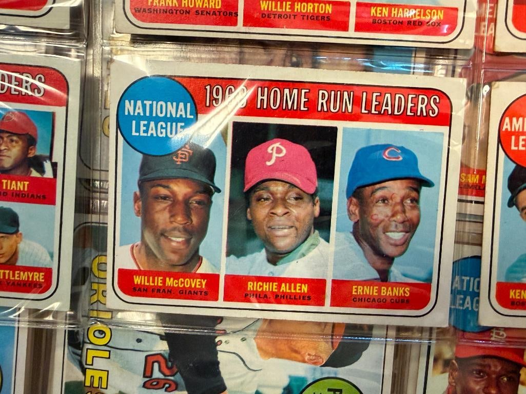 1969 TOPPS BASEBALL SET WITH HALL OF FAMERS AND STAR CARDS NEAR COMPLETE - 4
