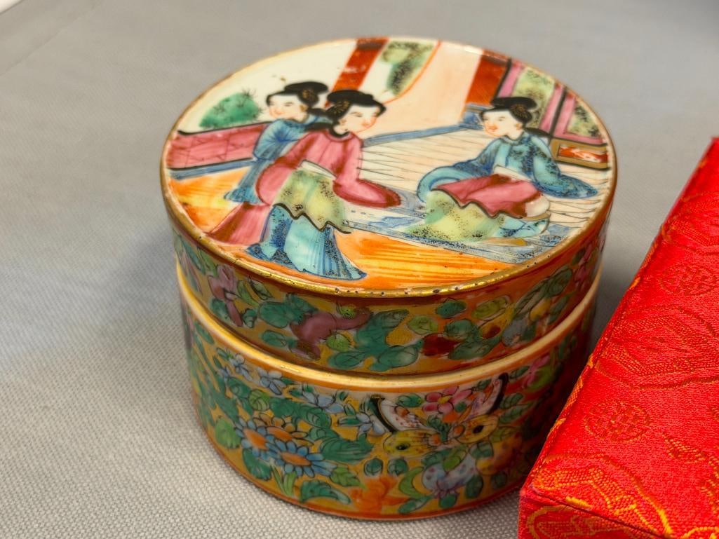 CHINESE ROSE MEDALLION HAND PAINTED PORCELAIN JAR AND CARVED STONE TANG HORSES CHOP SEAL - 6