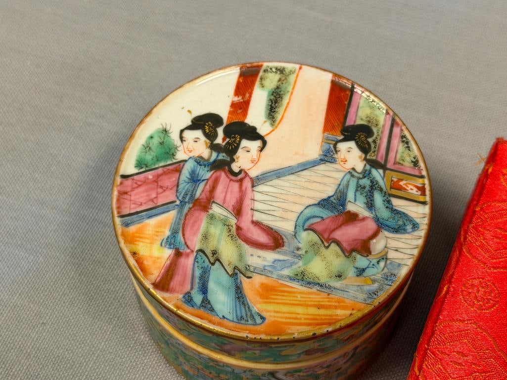 CHINESE ROSE MEDALLION HAND PAINTED PORCELAIN JAR AND CARVED STONE TANG HORSES CHOP SEAL - 7