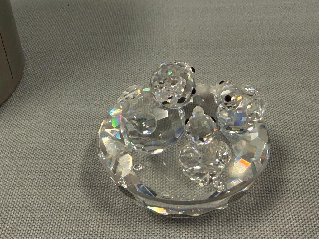 SWAROVSKI CRYSTAL BIRD'S NEST FIGURINE NO. 013842 INTRODUCED 1987 EXQUISITE ACCENTS SERIES - 4