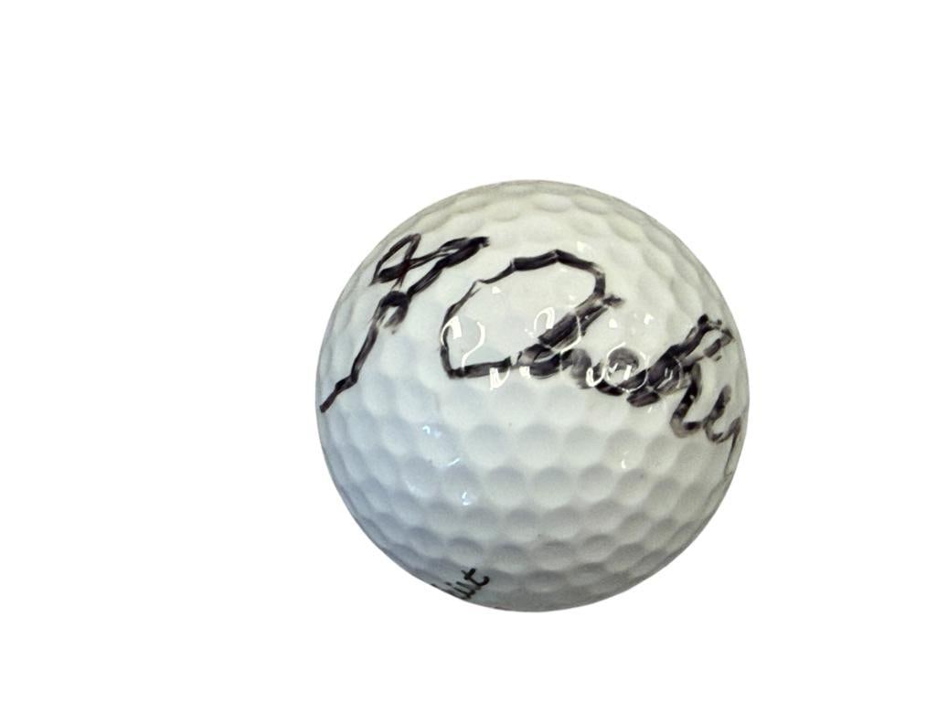 GEORGE ARCHER PROFESSIONAL GOLFER AUTOGRAPHED TITLEIST GOLF BALL: GEORGE ARCHER (1939-2005) WAS AN AMERICAN GOLFER WHO WON 13 EVENTS AT PGA TOUR AND 1969 MASTERS 