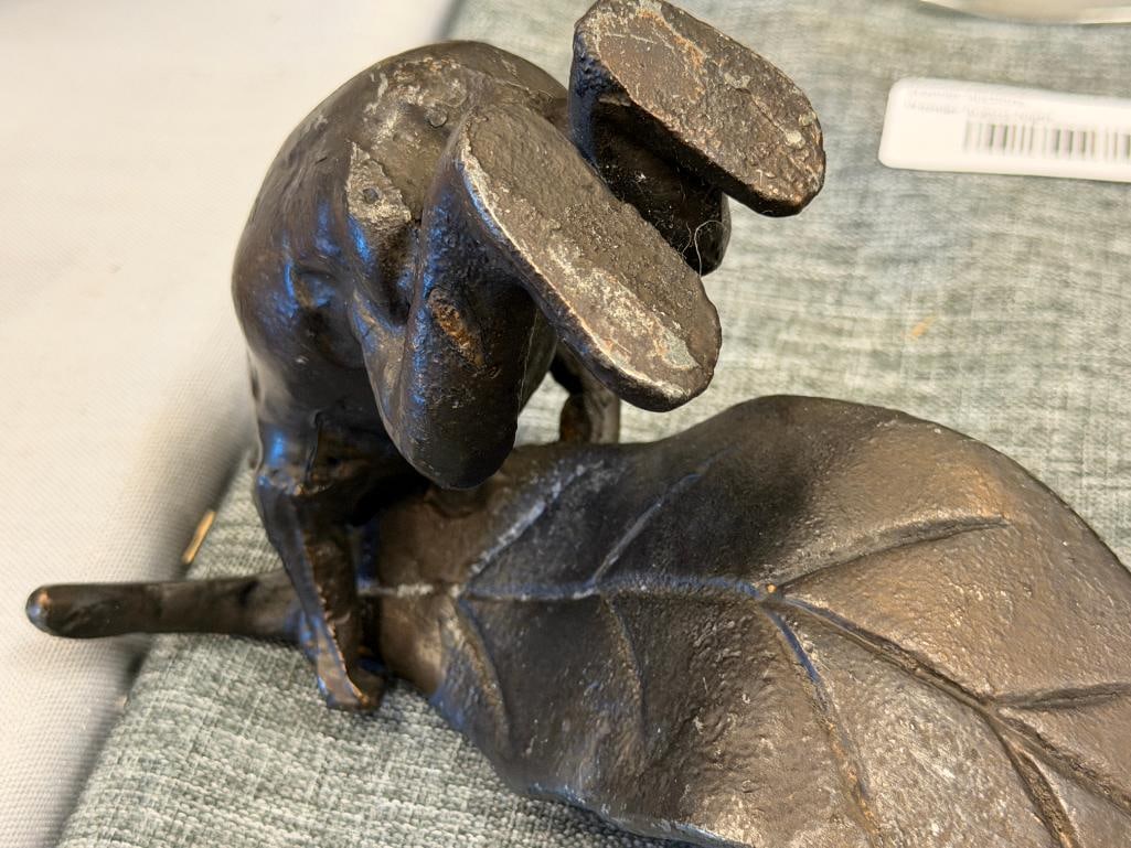 HEAVY CAST IRON FROG AND LEAF DOOR STOP - 6