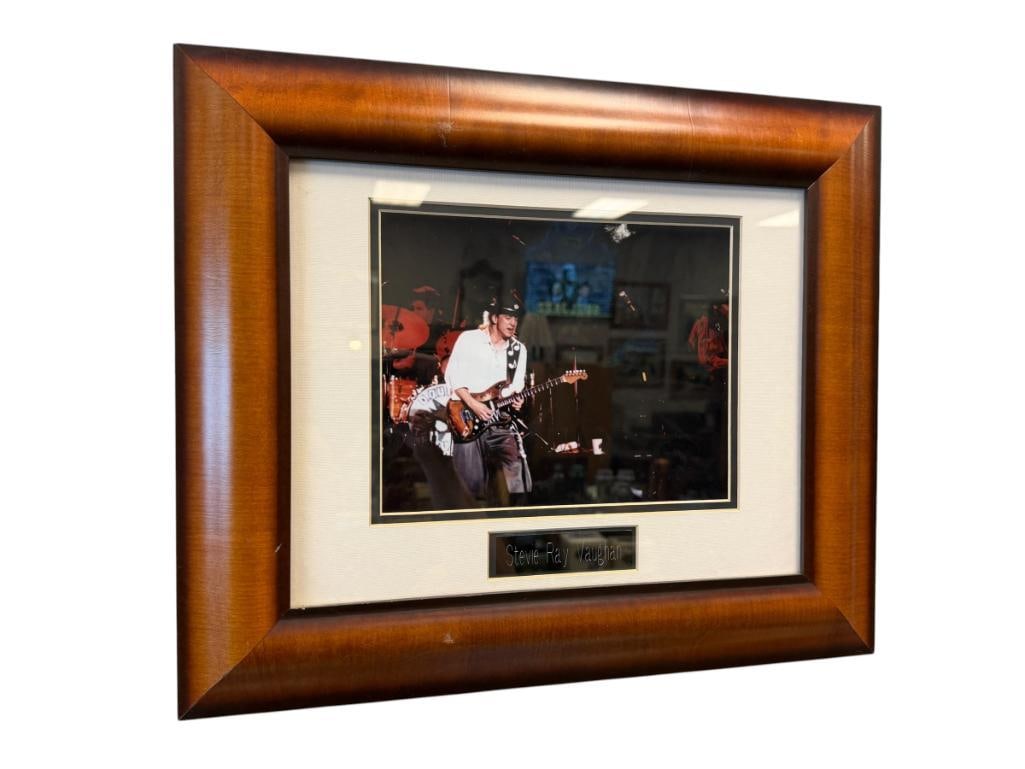 COLOR PHOTOGRAPH OF STEVIE RAY VAUGHN AMERICAN MUSICIAN: 18 1/2" X 15 1/2" FRAME