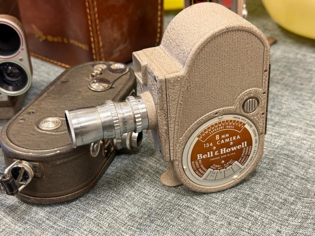 VINTAGE 8MM FILM / MOVIE CAMERAS BELL & HOWELL SUN DIAL 333 AND 134 CAMERA, KEYSTONE K-8 AND K26 - 3