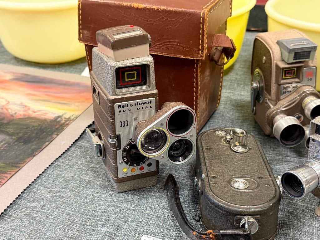 VINTAGE 8MM FILM / MOVIE CAMERAS BELL & HOWELL SUN DIAL 333 AND 134 CAMERA, KEYSTONE K-8 AND K26 - 7