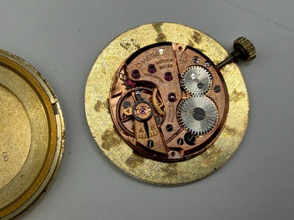 VINTAGE 14K YELLOW GOLD CASE AND BAND 1960'S-70'S OMEGA 620 17 JEWEL SUPERFLAT MOVEMENT WRISTWATCH - 14