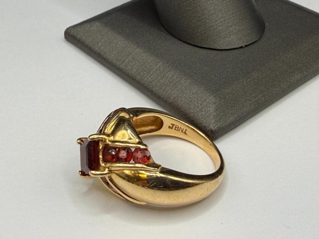 14K YELLOW GOLD DESIGNER SIGNED PRINCESS CUT GARNET FASHION RING - 6