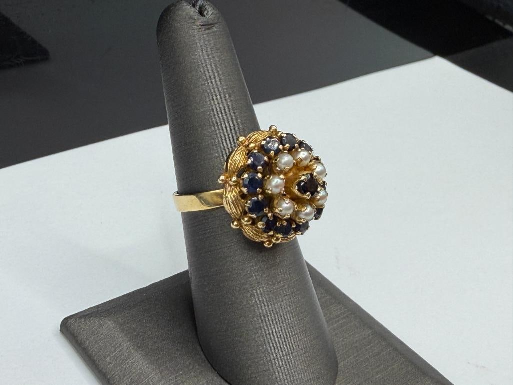 14K YELLOW GOLD DESIGNER HALLMARKED ROUND CUT BLUE SAPPHIRE AND SEED PEARL COCKTAIL RING - 2