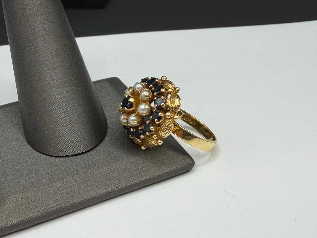 14K YELLOW GOLD DESIGNER HALLMARKED ROUND CUT BLUE SAPPHIRE AND SEED PEARL COCKTAIL RING - 4