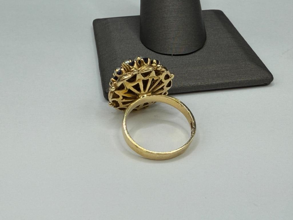14K YELLOW GOLD DESIGNER HALLMARKED ROUND CUT BLUE SAPPHIRE AND SEED PEARL COCKTAIL RING - 5