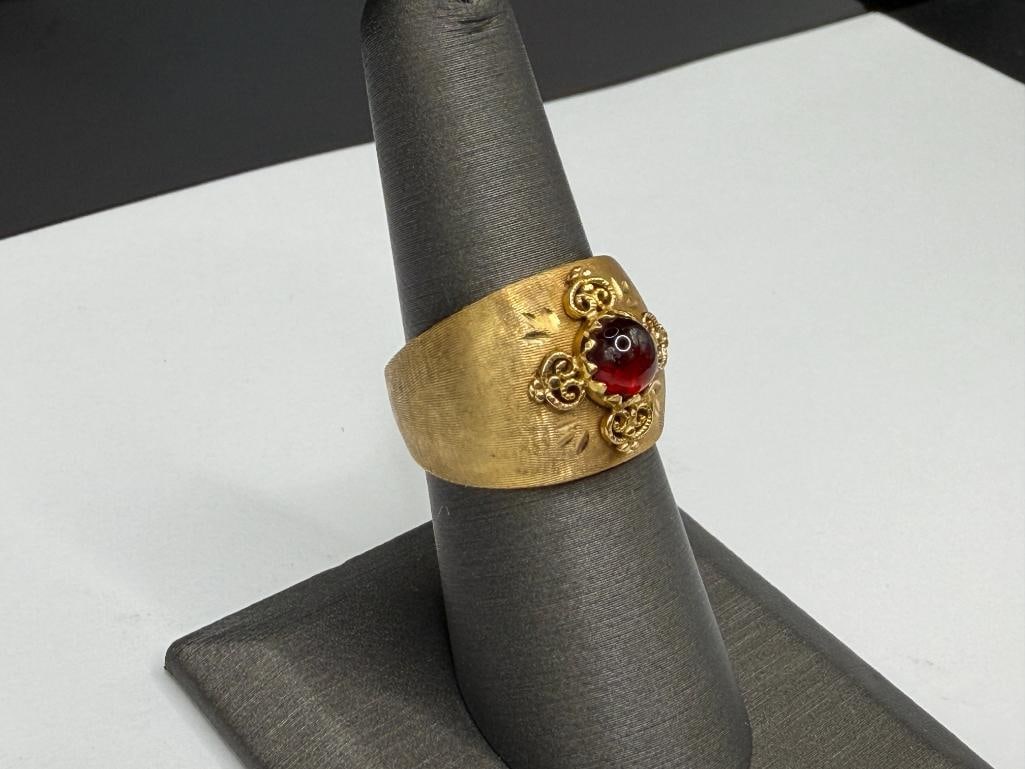 14K YELLOW GOLD ITALIAN MILOR ROUND CABOCHON GARNET RING - 2