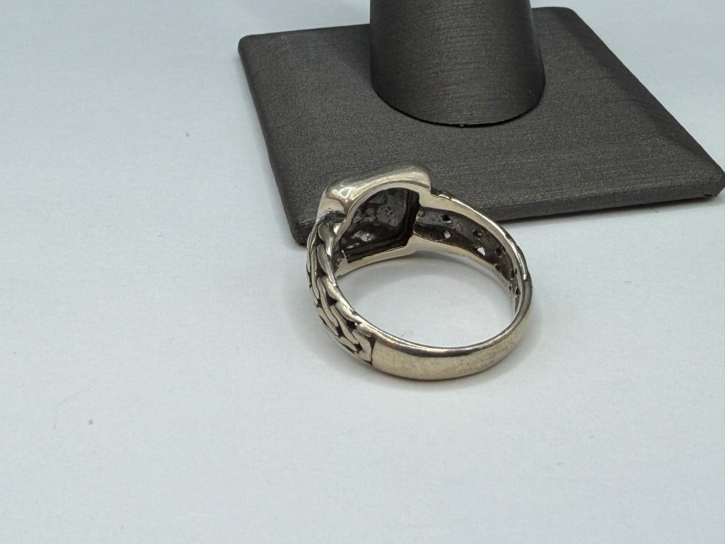 STERLING SILVER CELTIC GAELIC RING FEATURING UNIQUE DESIGN - 4