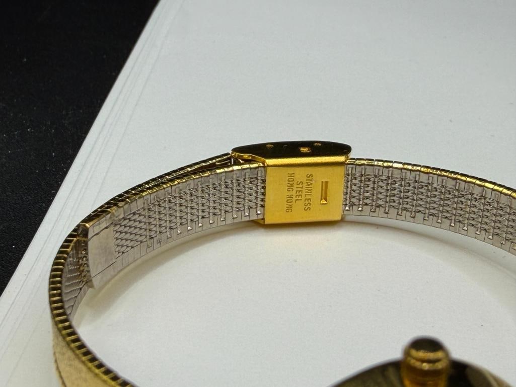 VINTAGE GRUEN LADIES QUARTZ GOLD TONE WRISTWATCH - 8