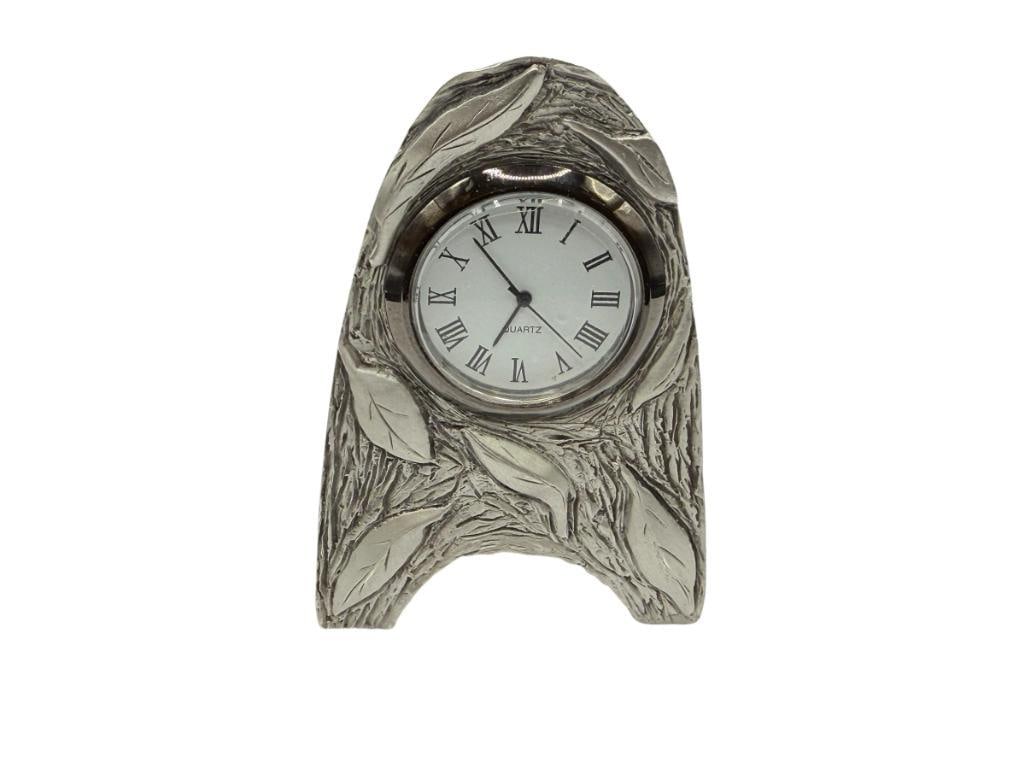 1995 LAMAR BROWNLIE FIGURAL CLOCK WITH LEAF DESIGN: NEEDS BATTERY, HALLMARKED ON BASE 3 1/4" H