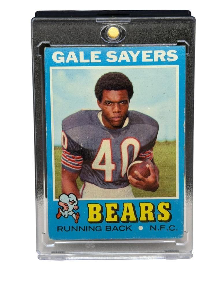 1971 TOPPS #150 GALE SAYERS FOOTBALL CARD (1 of 11)