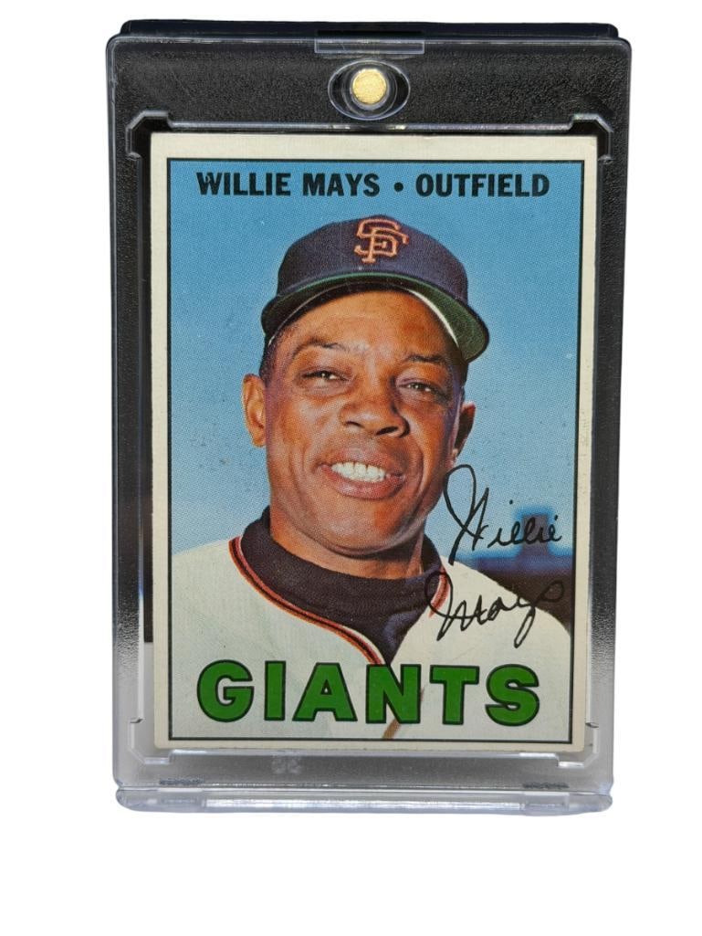 1967 TOPPS #200 WILLIE MAYS BASEBALL CARD: WILLIE MAYS, SAN FRANCISCO GIANTS, HALL OF FAMER, RARE CARD, SEE PHOTOS FOR CONDITION, FROM THE ESTATE OF A LOCAL RENO, NV DOCTOR AT RENOWN WHO RAN BIG LEAGUE SPORTS MEDICINE BASEBALL CAMP FOR NE