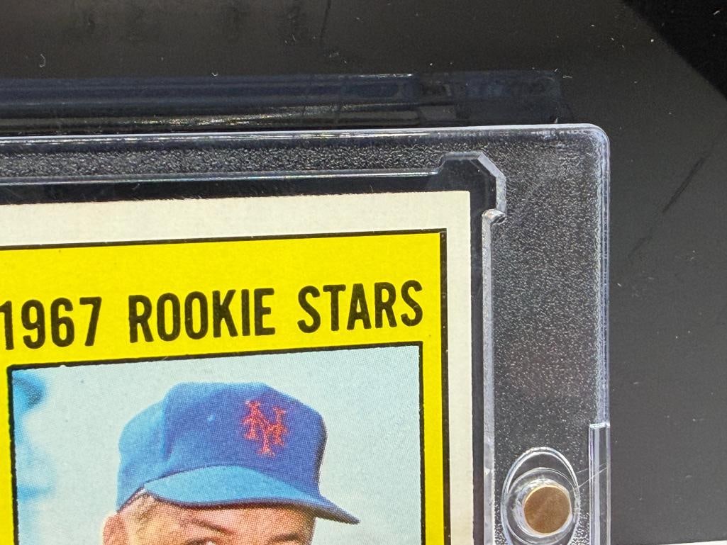 1968 TOPPS #581 1967 MET'S ROOKIE STARS TOM SEAVER AND BILL DENEHY BASEBALL CARD - 7