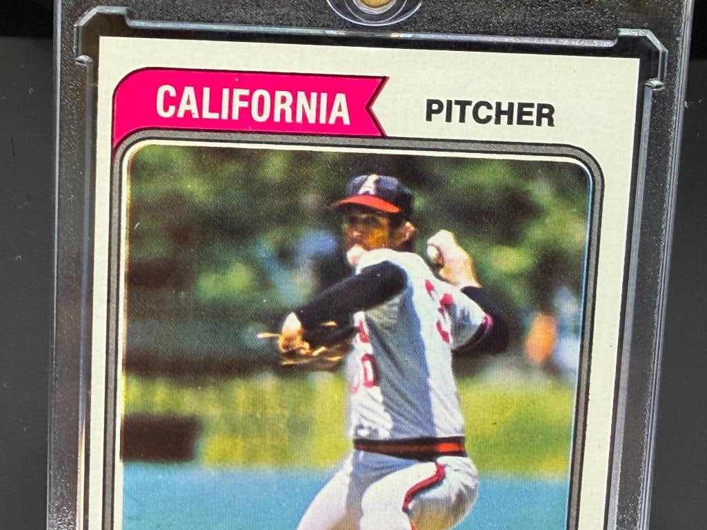 1974 TOPPS #20 NOLAN RYAN BASEBALL CARD - 2