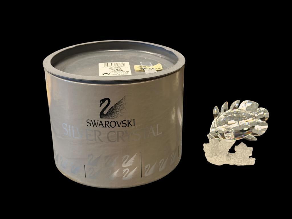 SWAROVSKI CRYSTAL BUTTERFLY FISH FIGURINE NO. 162888 SOUTH SEA COLLECTION RETIRED 1998: DESIGNED BY MICHAEL STAMEY, RELEASED IN 1991, IN MINT CONDITION WITH ORIGINAL BOX 3" H