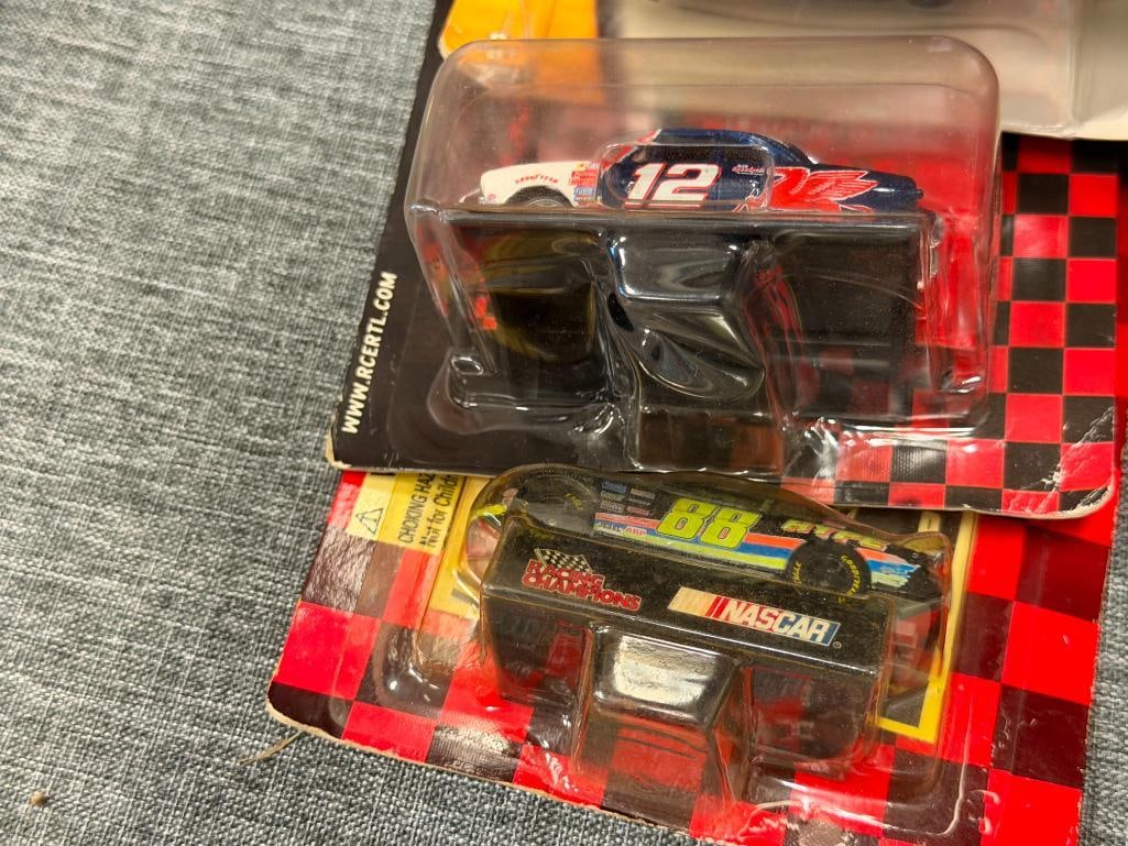 RACING CHAMPIONS, WINNER'S CORNER, HOTWHEELS RACING 1/64 DIE-CAST NASCAR TOY CARS - 11