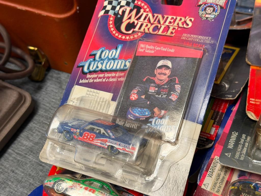 RACING CHAMPIONS, WINNER'S CORNER, HOTWHEELS RACING 1/64 DIE-CAST NASCAR TOY CARS - 3