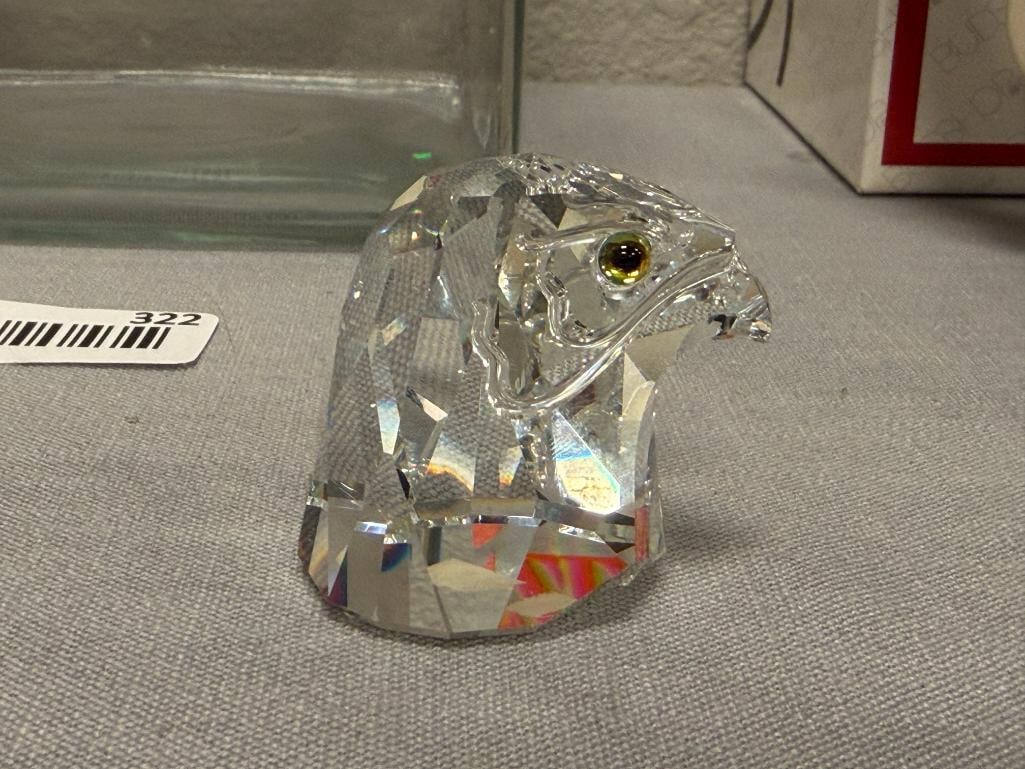 SWAROVSKI CRYSTAL FALCON HEAD FIGURINE NO. 013829 RETIRED IN 1991 DESIGNED BY MAX SCHRECK - 4