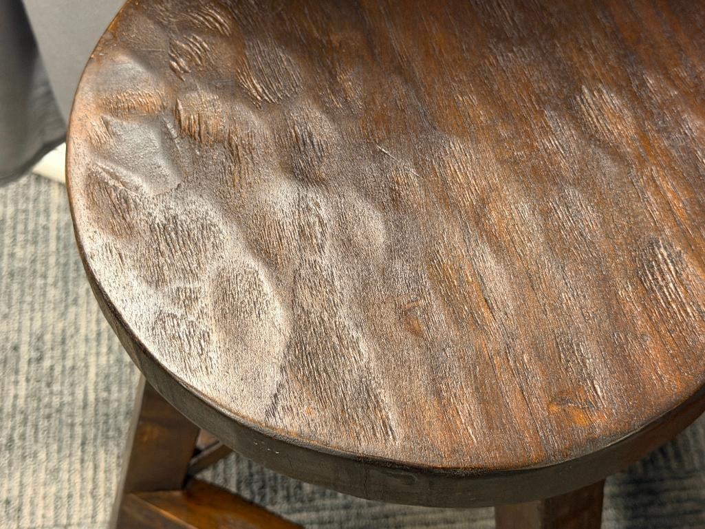 THREE-LEGGED STOOL WITH ROUND TOP DARK FINISH WITH CARVED LOOK TOP - 3