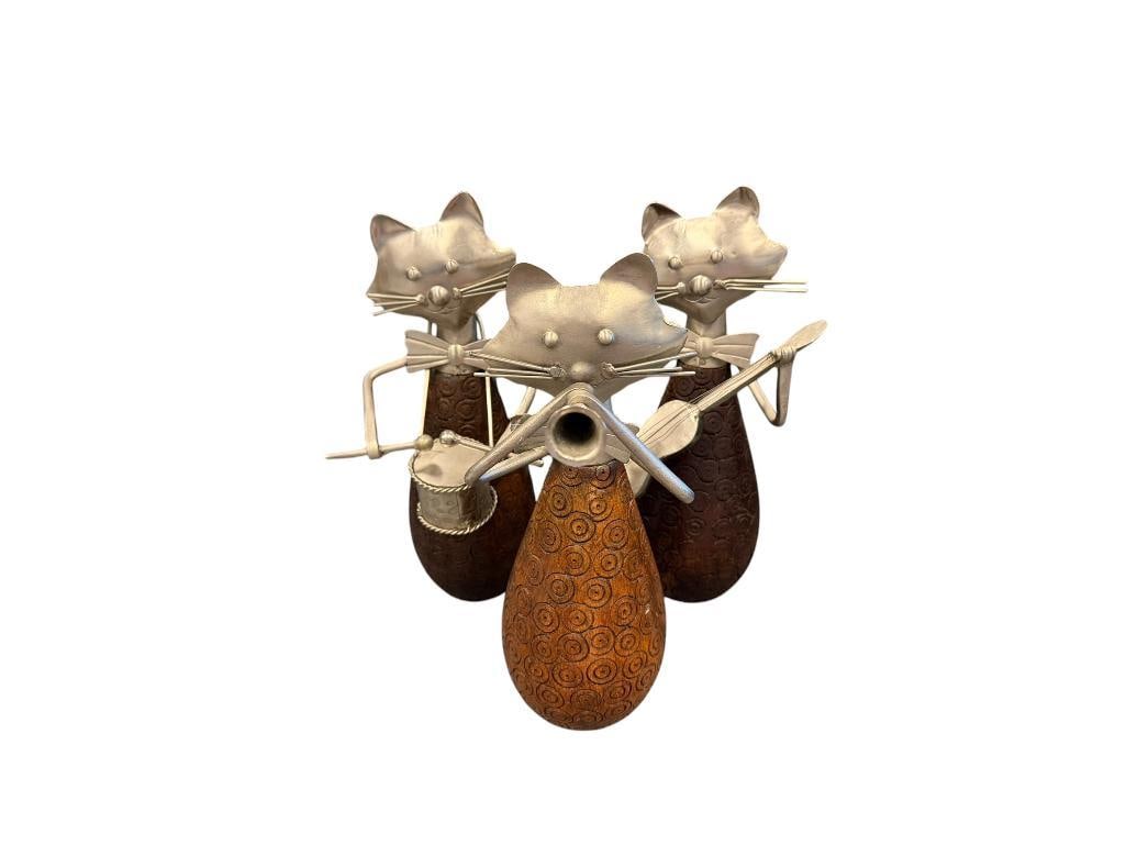 PIER 1 IMPORTS WHIMSICAL CAT MUSICIANS FIGURINES CRAFTED FROM METAL AND WOOD: FIGURES FEATURE A WOODEN BODY WITH METAL HEADS AND ARMS, FELT LINED BOTTOM 10" H