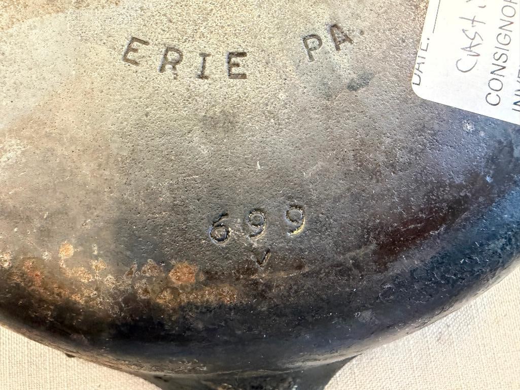 VINTAGE GRISWOLD 699 CAST IRON SKILLET PLUS THREE ADDITIONAL CAST IRON SKILETS - 5