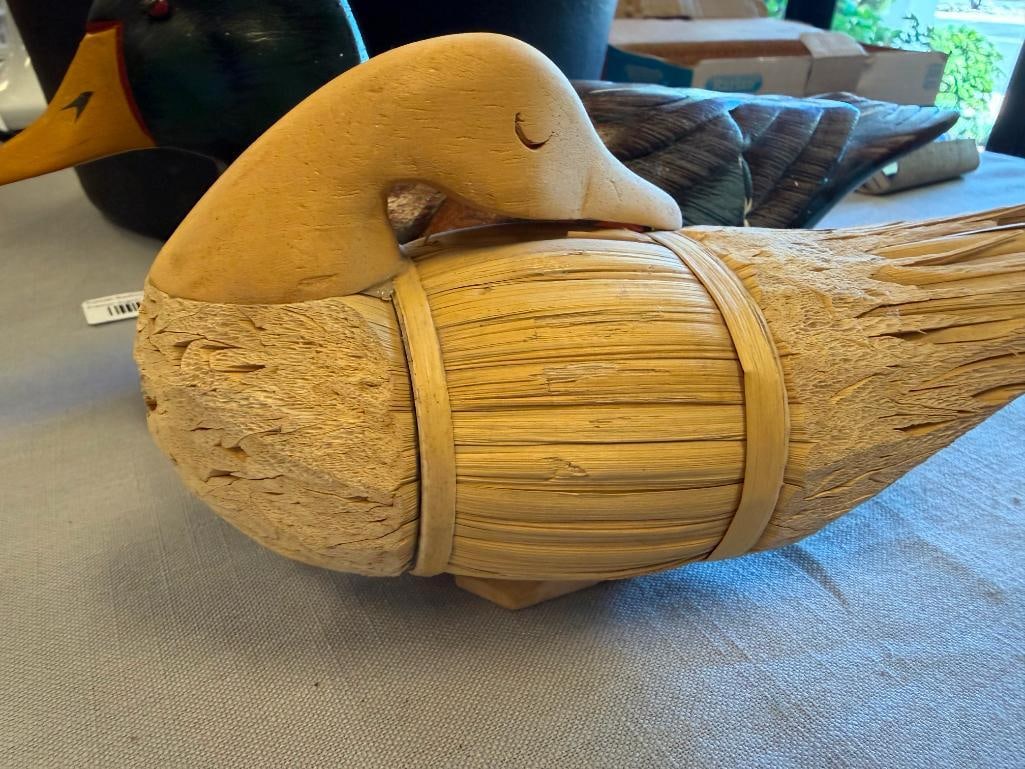 VINTAGE HAND PAINTED WOOD MALLARD DUCK DECOY AND SHAPED REED DECOY - 7
