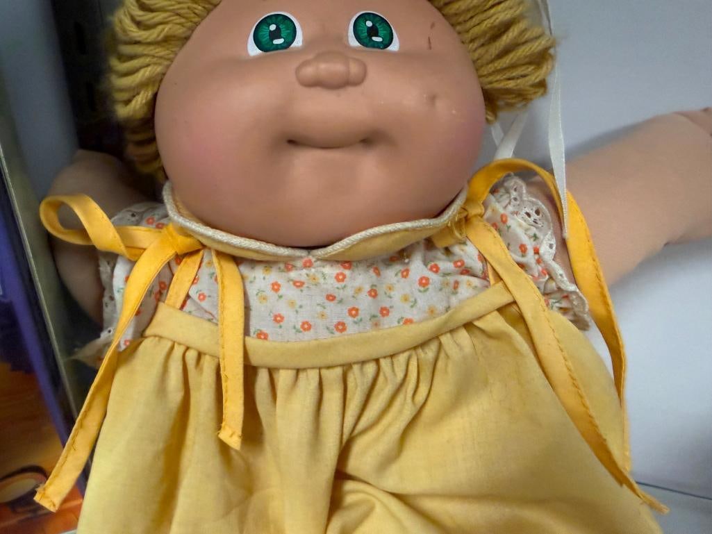 CABBAGE PATCH DOLL AND NORMA JEAN SPECIAL EDITION CABBAGE PATCH DOLL IN ORIGINAL BOX BY MATTEL - 12