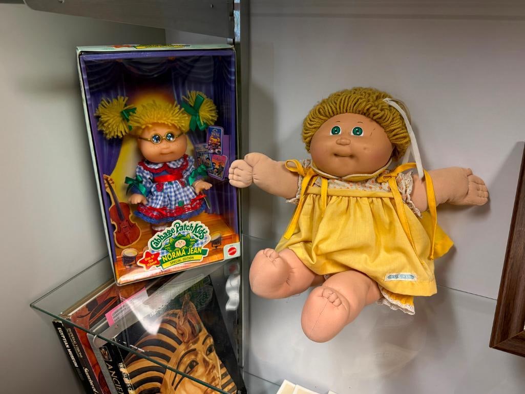 CABBAGE PATCH DOLL AND NORMA JEAN SPECIAL EDITION CABBAGE PATCH DOLL IN ORIGINAL BOX BY MATTEL - 2