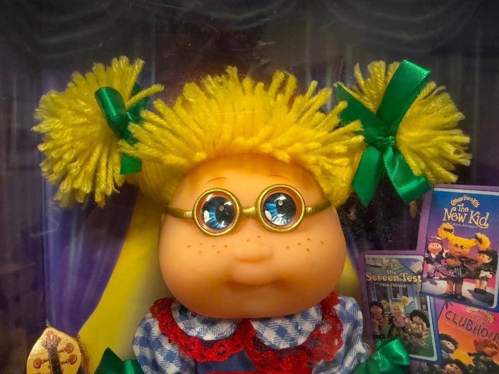 CABBAGE PATCH DOLL AND NORMA JEAN SPECIAL EDITION CABBAGE PATCH DOLL IN ORIGINAL BOX BY MATTEL - 7