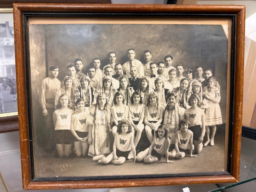 COLLECTION OF ANTIQUE BLACK AND WHITE PHOTOGRAPHS AND PLAYLAND AT THE BEACH SAN FRANCISCO TICKETS - 4