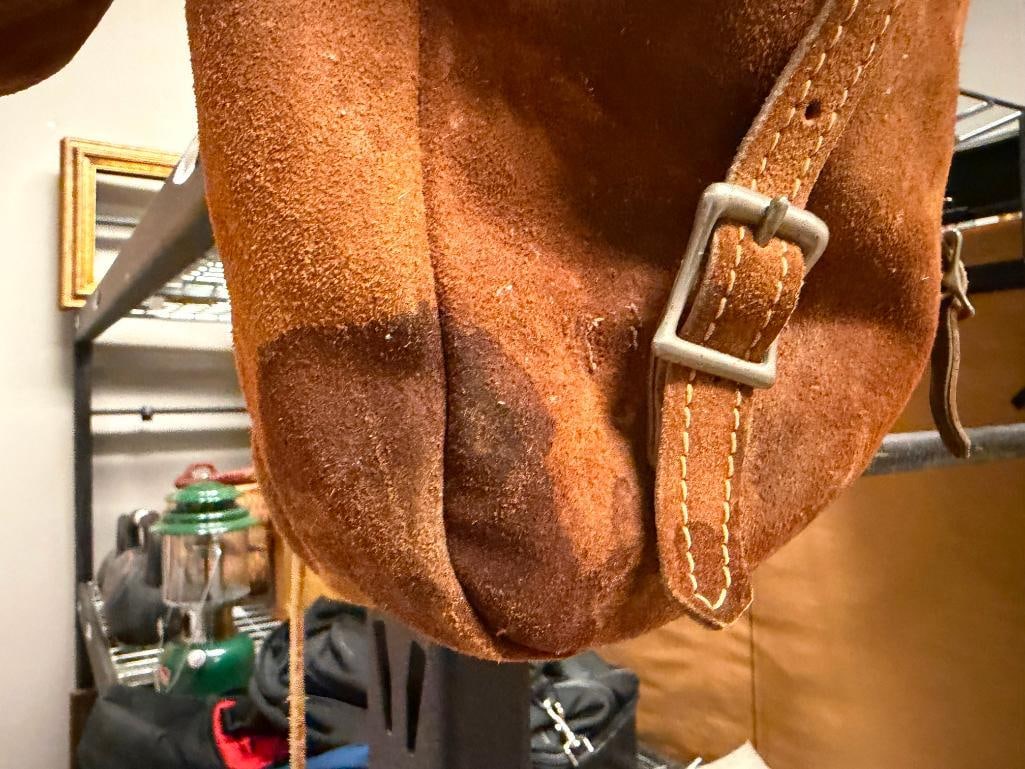 VINTAGE PAIR OF LEATHER SADDLEBAGS - 10