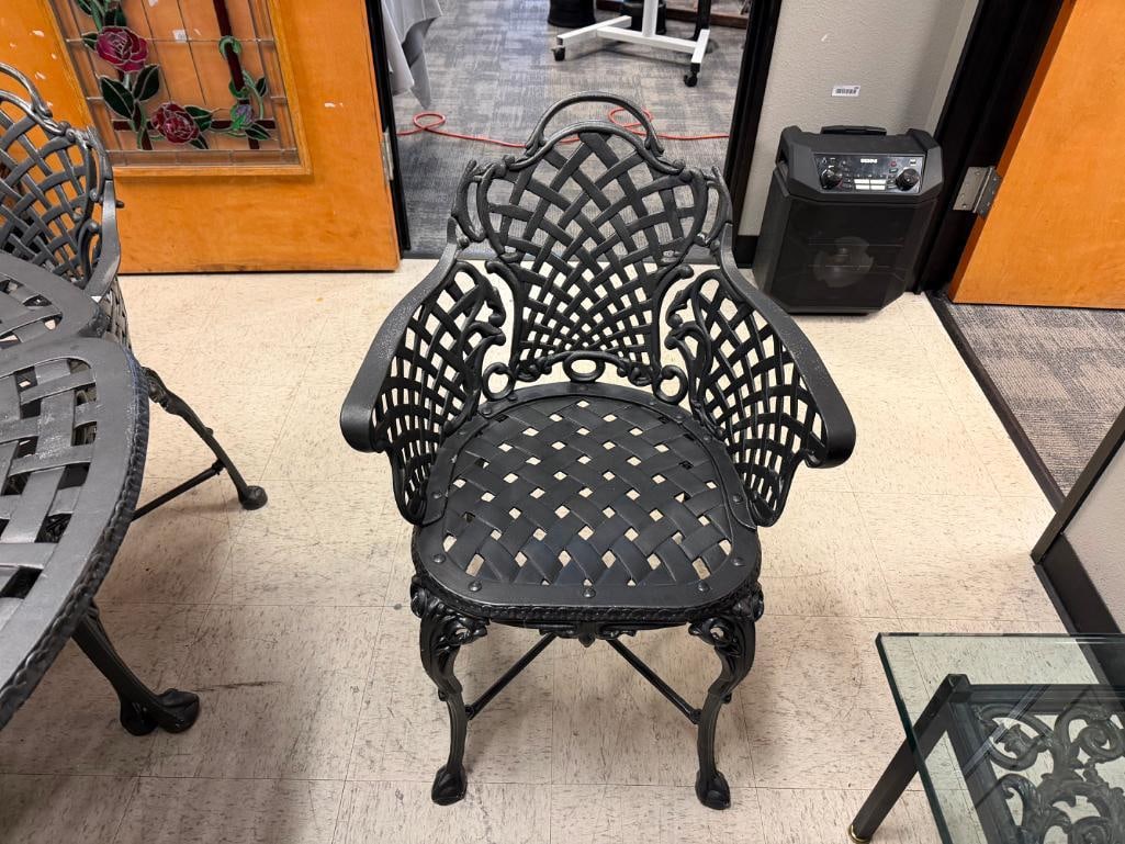 CAST ALUMINUM WOVEN WROUGHT IRON STYLE PATIO TABLE AND FOUR CHAIRS - 5
