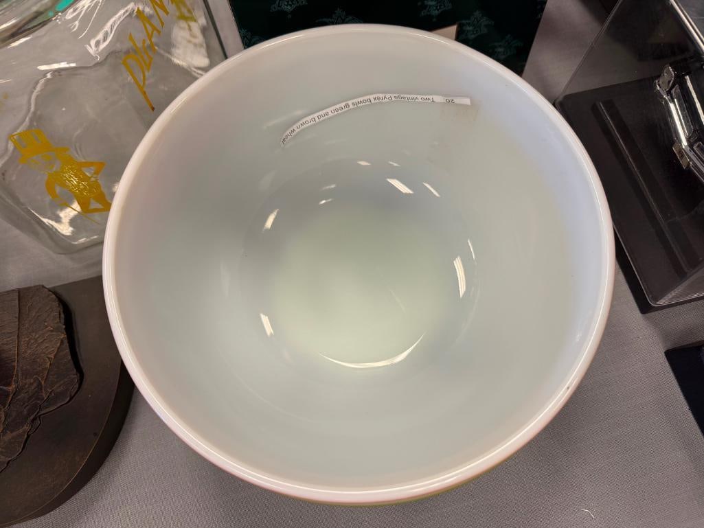 VINTAGE PYREX AVOCADO GREEN AND WHEAT PATTERN GLASS MIXING BOWLS - 3