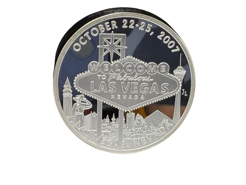 2.5 TROY OUNCE " WELCOME TO FABULOUS LAS VEGAS, NEVADA " .999 FINE SILVER ROUND (1 of 9)
