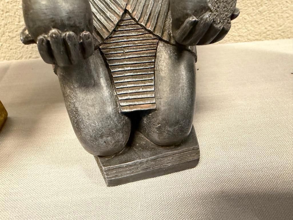 DECORATIVE EGYPTIAN STATUES, BUST AND FIGURAL PICTURE HOLDER - 20