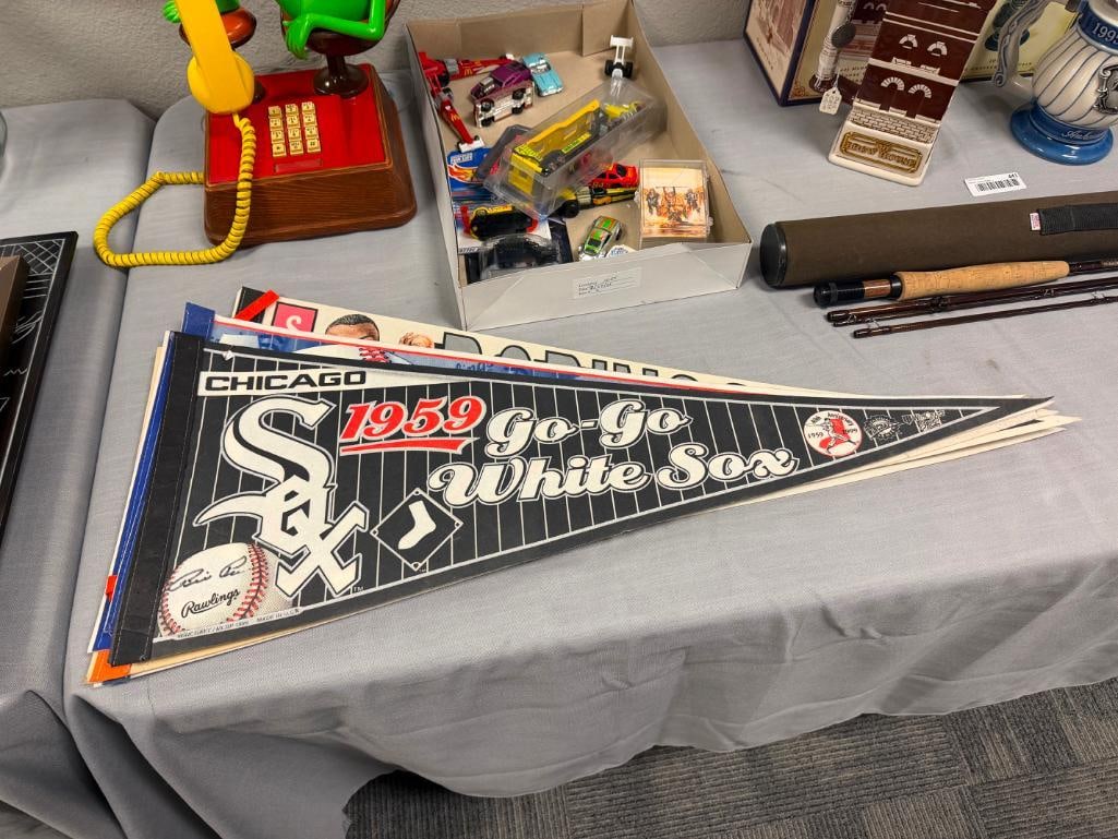 13 SPORT PENNANTS INCLUDES WHITE SOZ PENNANT SIGNED BY BILLY PIERCE - 2