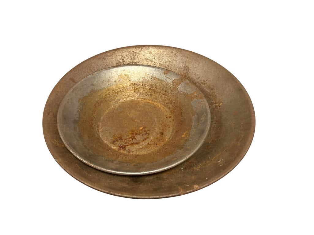 TWO VINTAGE METAL MINING / PANNING TRAYS: BOTH HAVE HOOK ON THE BACK FOR STORING OR DISPLAY 10 1/2" AND 14 1/2" ROUND