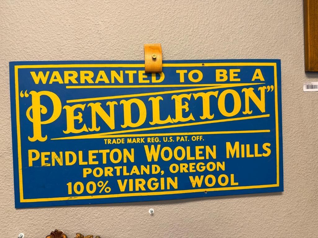 VINTAGE PENDLETON WOOLEN MILLS WOODEN ADVERTISEMENT SIGN - 2
