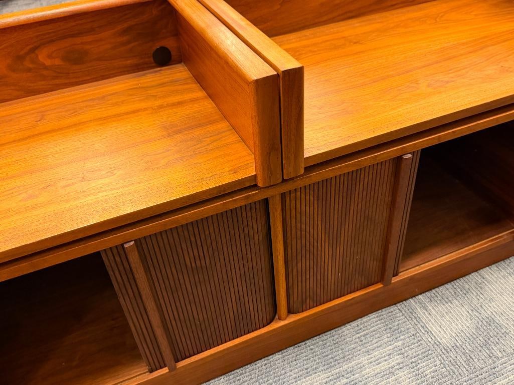 MID-CENTURY DANISH MODERN TEAK EXPANDABLE BENCH WITH STORAGE AND TAMBOUR DOORS - 9
