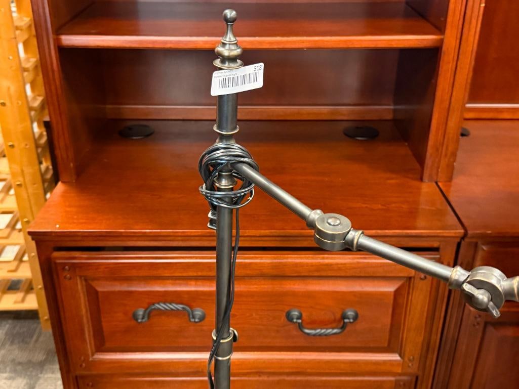 INDUSTRIAL STYLE FLOOR LAMP IN BRASS PATINA FINISH - 4