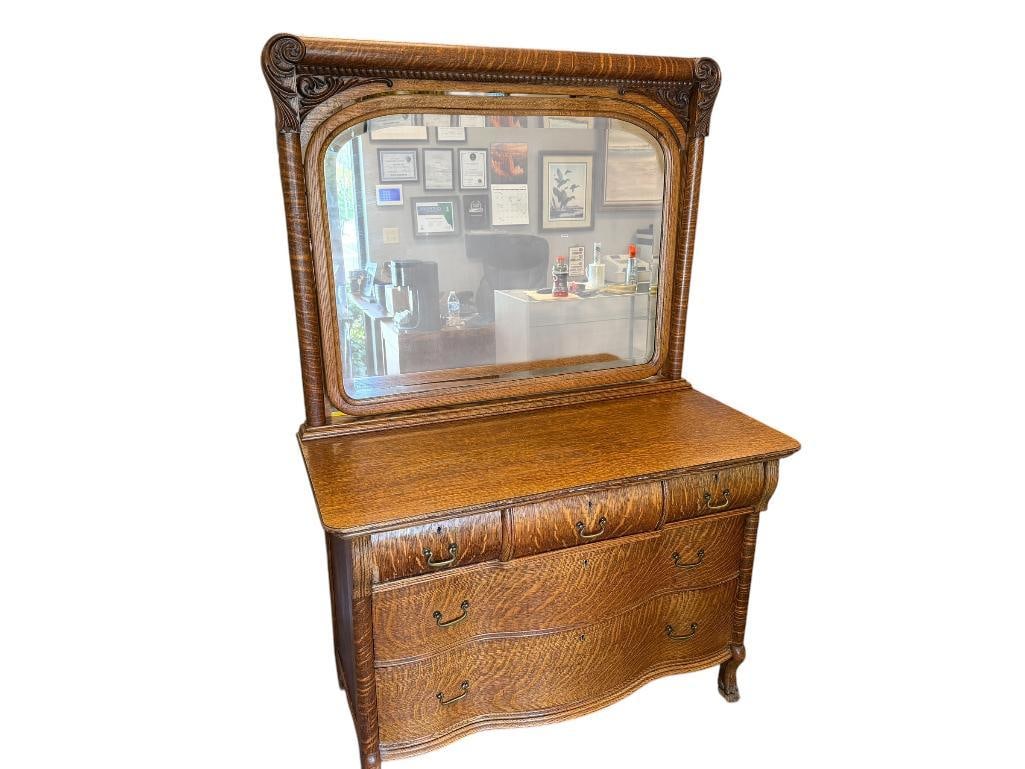 ANTIQUE QUARTER SAWN TIGER OAK SERPENTINE FRONT DRESSER WITH ATTACHED BEVELED MIRROR (1 of 20)