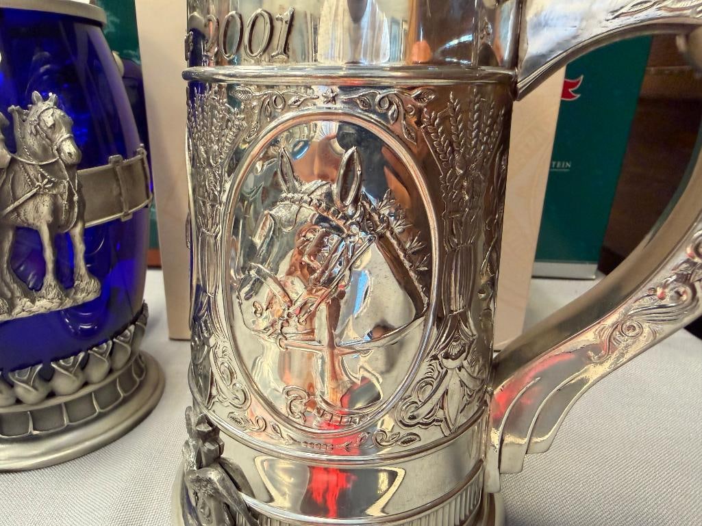 COLLECTIBLE ANHEUSER-BUSCH BUDWEISER BEER STEINS AND 2007 MEMBERS ONLY BUSCH BAVARIAN PILSNER SET - 10