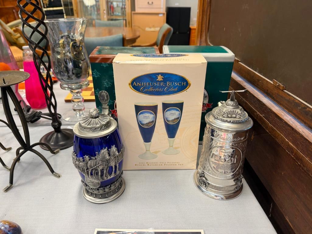 COLLECTIBLE ANHEUSER-BUSCH BUDWEISER BEER STEINS AND 2007 MEMBERS ONLY BUSCH BAVARIAN PILSNER SET - 2