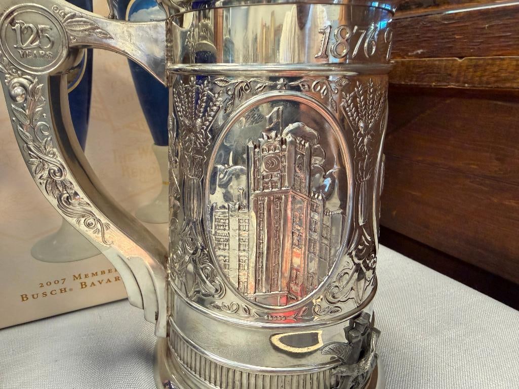 COLLECTIBLE ANHEUSER-BUSCH BUDWEISER BEER STEINS AND 2007 MEMBERS ONLY BUSCH BAVARIAN PILSNER SET - 5