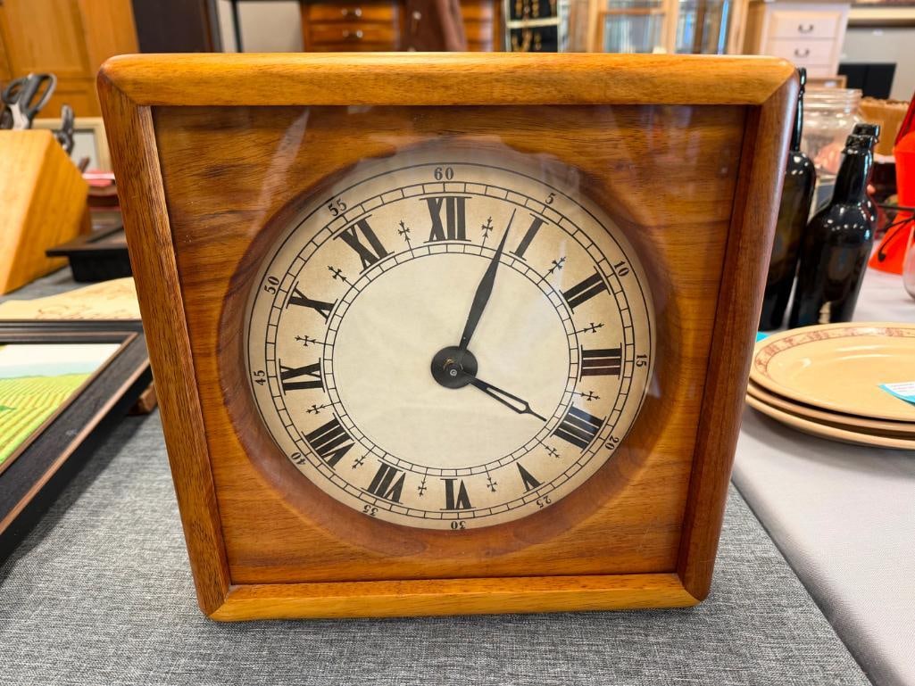STUNNING OAK FRAMED WALL CLOCK - 2